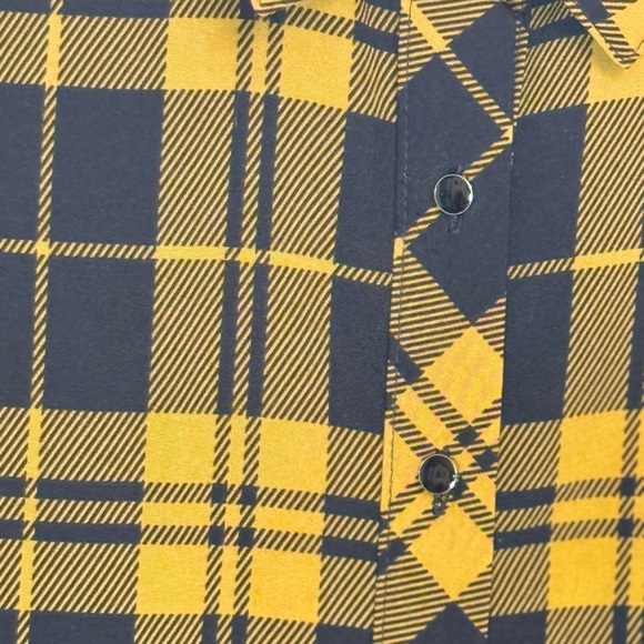 Susan Graver Asymmetrical Cut Plaid Patterned Button-Down Blouse - Picture 5 of 7